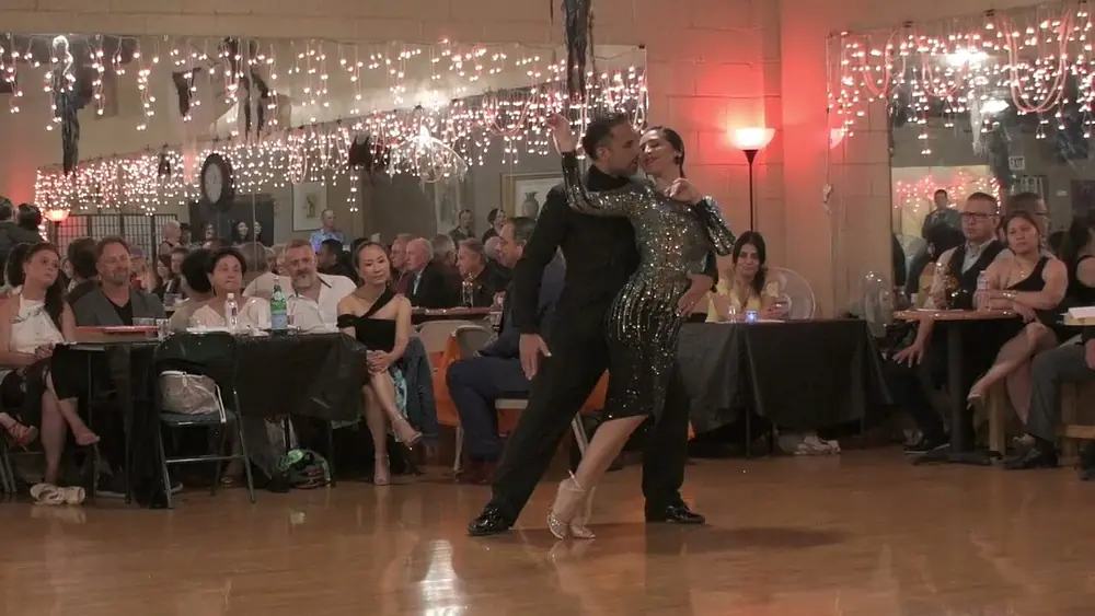 Video thumbnail for Yesica Esquivel and Ariel Leguizamon at Milonga Sonata 4/4