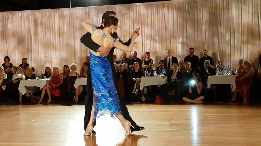 Video thumbnail for El Viejo Vals from David Alejandro Palo & Alejandra Gutty, NZ Tango Festival, 3/07/2016