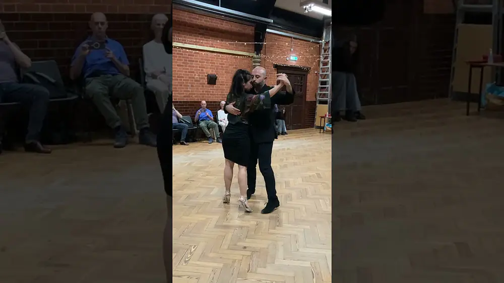 Video thumbnail for Emma Lucia Reyes & Leo di Cocco Demonstration after classes at Reading Tango Club