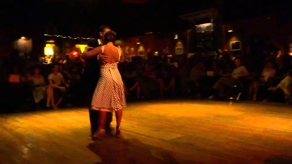 Video thumbnail for Flaqui Figueroa y Gaby Mataloni en la Maldita Milonga - La Tapera - 8/01/2014