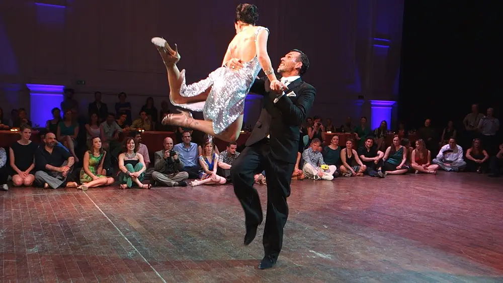 Video thumbnail for Tango: Anibal Lautaro y Valeria Maside, 29/04/2016, Brussels Tango Festival #3/3