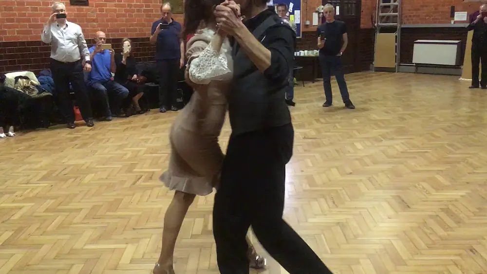 Video thumbnail for Alexandra Wood & Guillermo Torrens at Reading Tango Club - Rhythmic patterns for Canaro