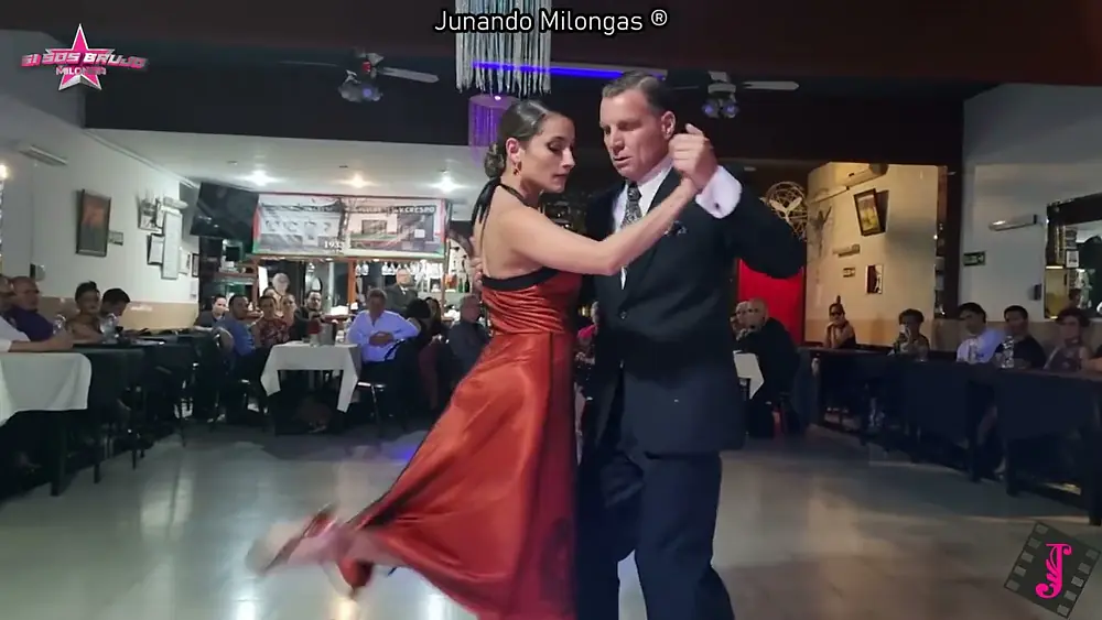 Video thumbnail for JUAN STEFANIDES & NATHALIA PEÑA MUÑOZ || "Me besó y se fue" (Vals)