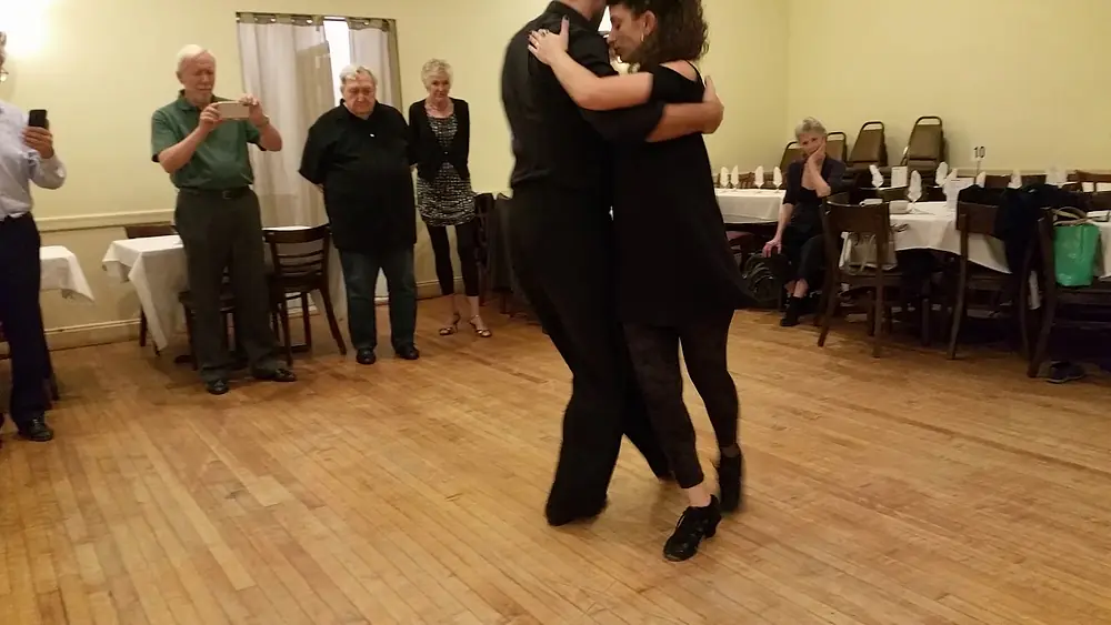 Video thumbnail for Argentine tango class:Florencia Borgnia & Marcos Dario Pereira- Sin Palabras