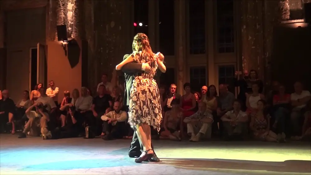 Video thumbnail for Eugenia Ramírez Miori & Hernán Alvarez Prieto @ Antwerp Tango Festival 2017: demo 3