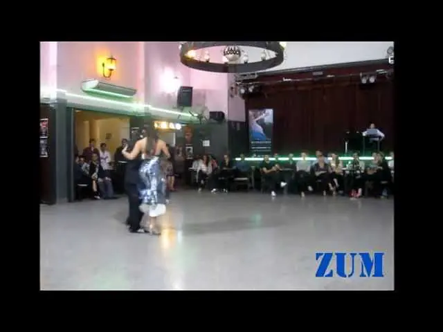 Video thumbnail for Silvina Machado y Héctor Corona en ZUM!