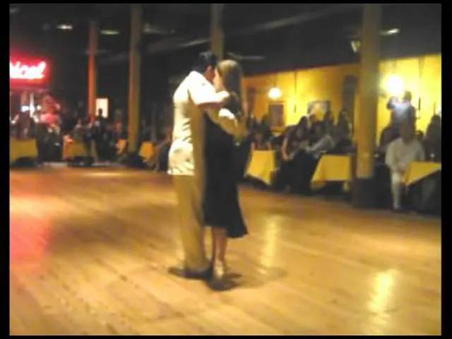 Video thumbnail for Carolina Bonaventura y Francisco Forquera (24-Sep-11)