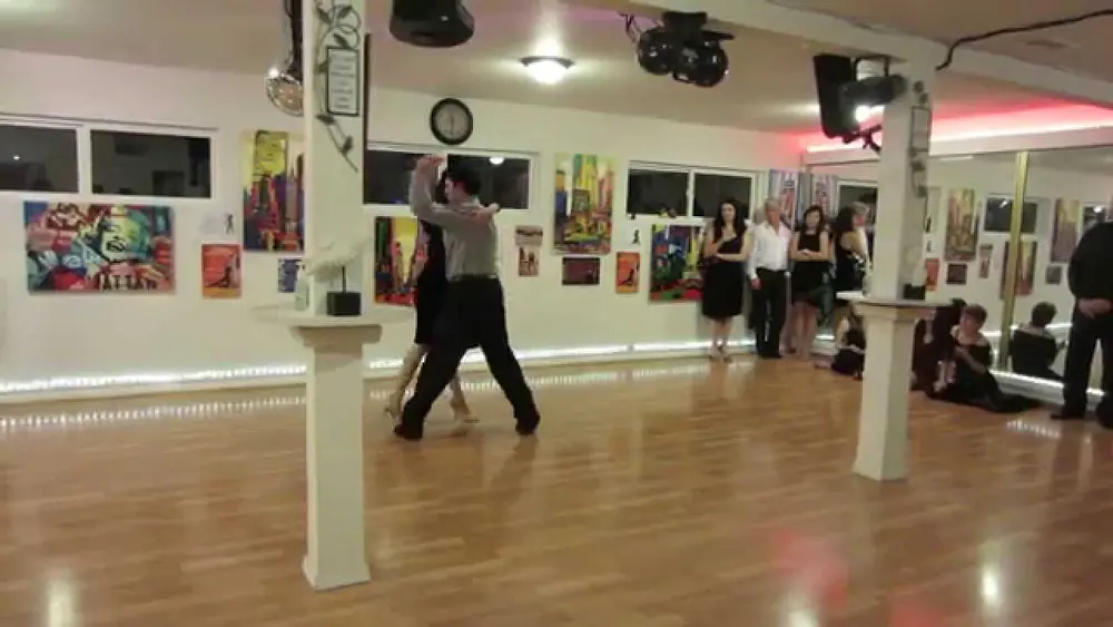 Video thumbnail for Pablo Rodriguez & Eva Garlez, "Loca de amor", La Casa Grande, 2/3