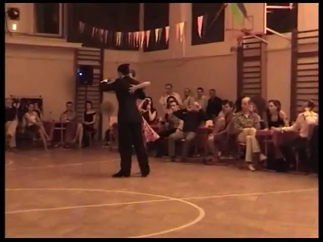 Video thumbnail for Enzo Hoces Montes y Aurore Chadoin in Bucharest, Romania - 1/4 - 5th Bucharest Tango Fantasia 2013