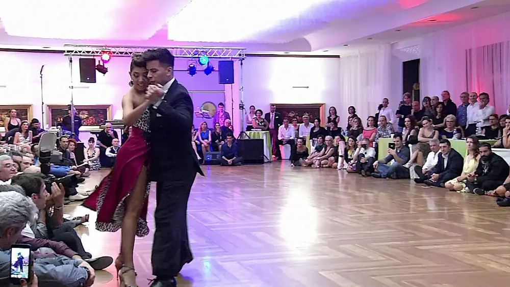 Video thumbnail for Sebastian Achaval  Roxana Suarez 6°Bari Tango Congress  2/4