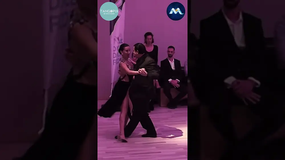 Video thumbnail for Miguel Ángel Zotto & Daiana Gúspero dance Alfredo De Angelis - Flores del Alma