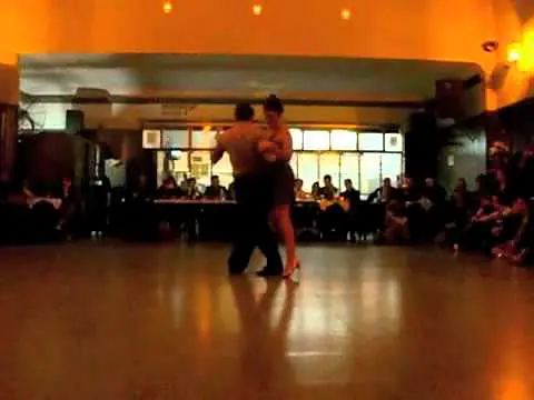 Video thumbnail for Guillermo Cerneaz & Greta Hekier en El Motivo Tango 2