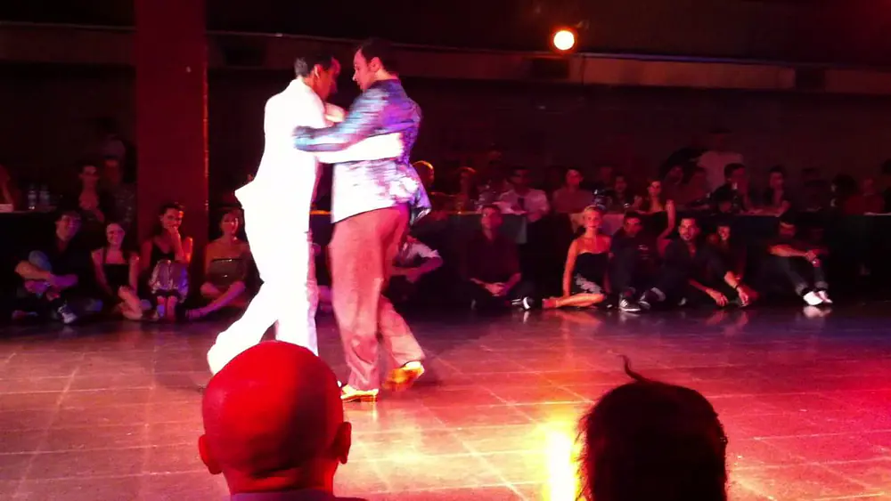 Video thumbnail for Maurizio Ghella y Martin Maldonado a la Viruta - Misterio tango festival 2013