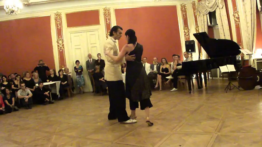 Video thumbnail for 2013-11--23 Sebastian Posadas i Eugenia Eberhardt - V Tiempo Para Tango 2013  show (5) Que Nunca ..