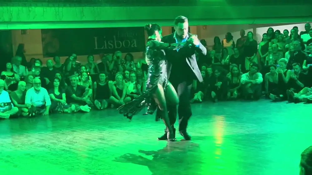 Video thumbnail for Clarisa Aragon y Jonathan Saavedra | "Arrabal" | LTF 2025