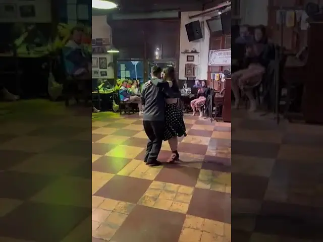 Video thumbnail for Malena Rodriguez y Javier Rodriguez @ Milonga Petitera, Buones Aires, 18 Junio 2023_2/2