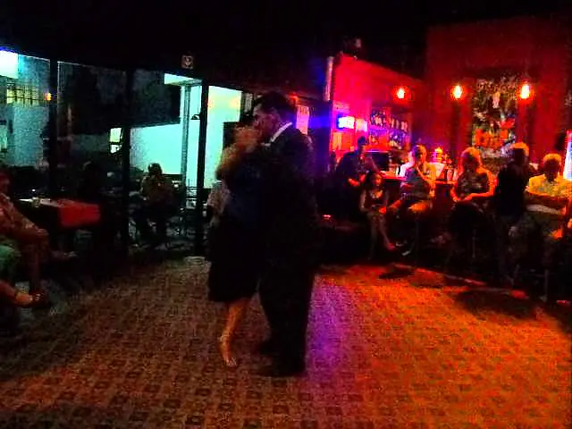 Video thumbnail for Juan Amaya y Valentina Garnier "Mi vida está en tus manos"