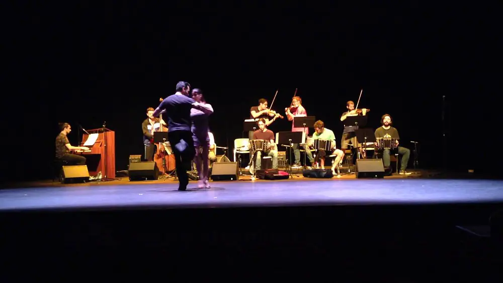 Video thumbnail for John Erban y Clarissa Sanchez - Loca (En Vivo) con la Juan D'arienzo