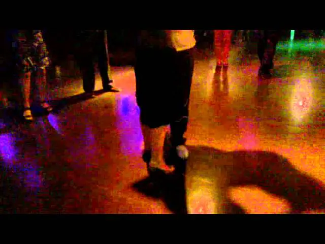 Video thumbnail for Daniela Roig y Hernán Prieto, clase de tango en La Viruta (7-12-2011)