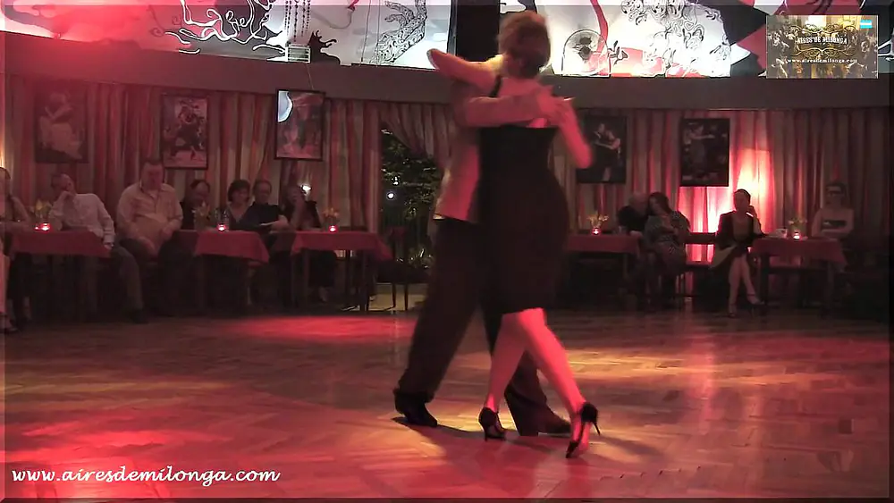 Video thumbnail for Mon y Kuva en Zlota milonga, Varsovia, tango en Polonia