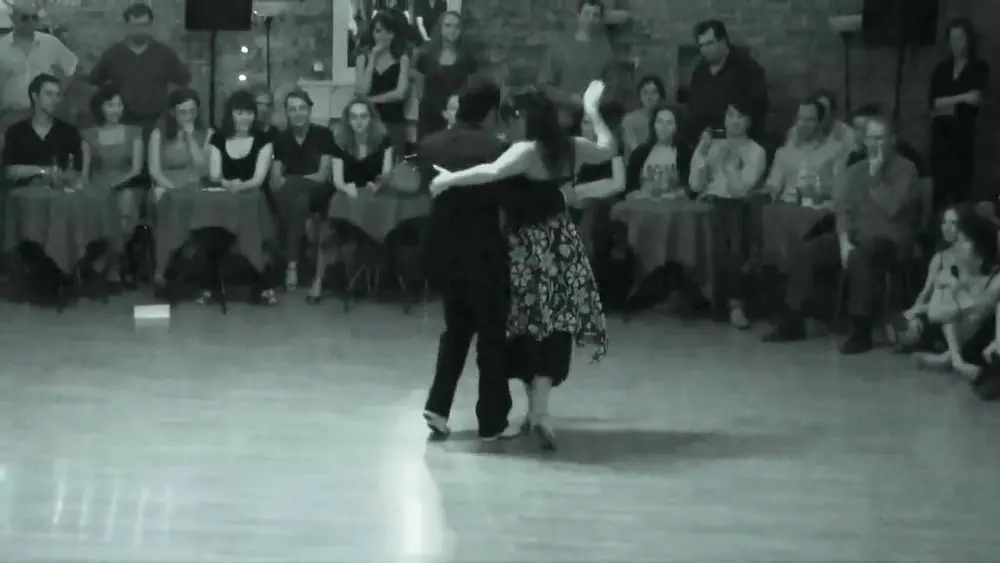 Video thumbnail for Esteban Cortez & Evelyn Rivera / April Tangolab 2010