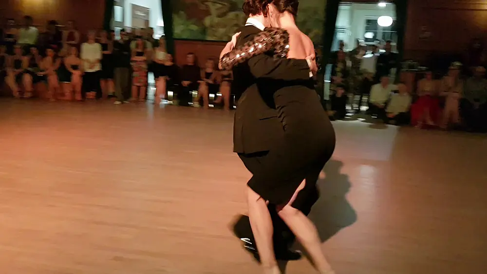 Video thumbnail for Dimitris Biskas & Mariana Patsarika @ Tango Etnia, London 2019 3/3