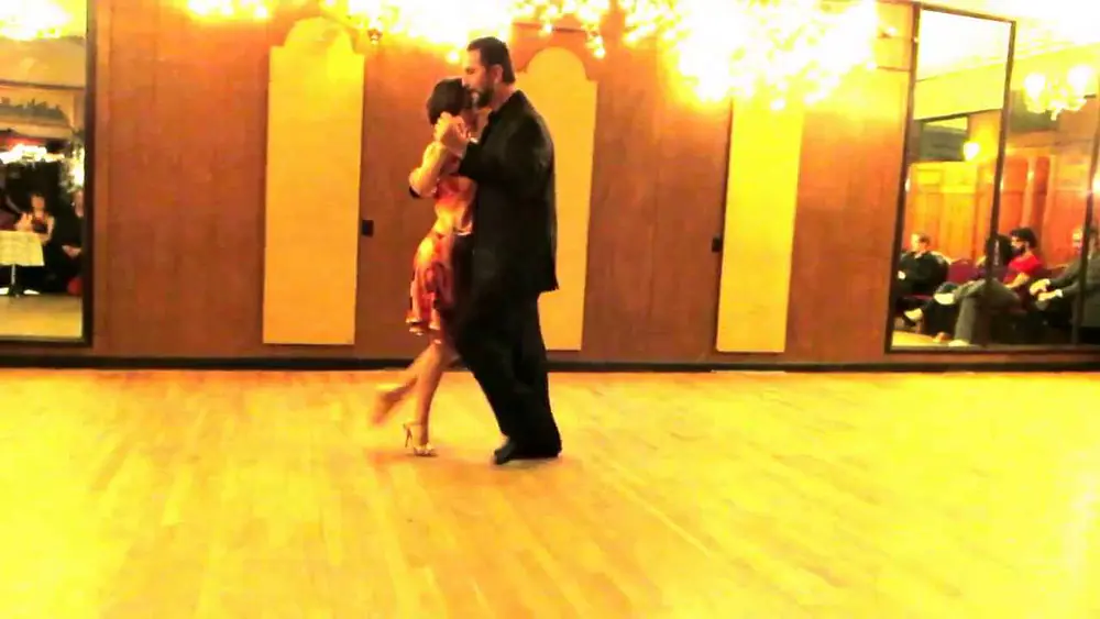 Video thumbnail for Gustavo Benzecry Saba & Maria Olivera  videos, DVDs and books at www.tangosalon.com.ar