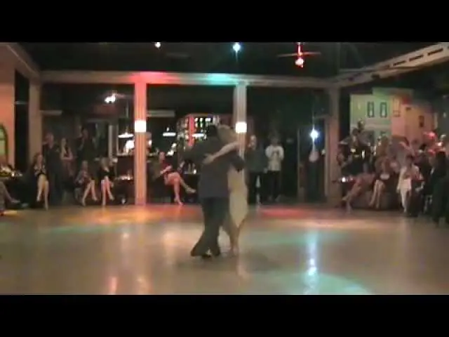 Video thumbnail for "Morena" (Esteban Morgado) - Sergio Natario y Alejandra Arrue