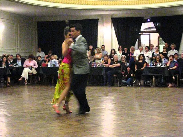 Video thumbnail for Roxana Suarez y Sebastian Achaval at Milonguita 2013, Buenos Aires, Argentina