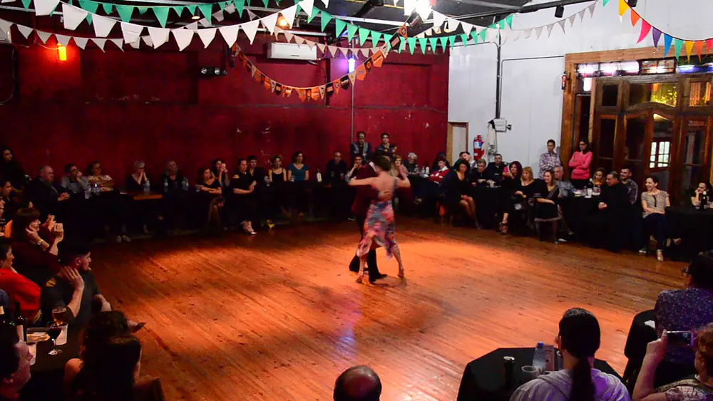 Video thumbnail for Julio Saavedra y Tekla Gogrichiani 2 . Exhibición . 11/8/2019