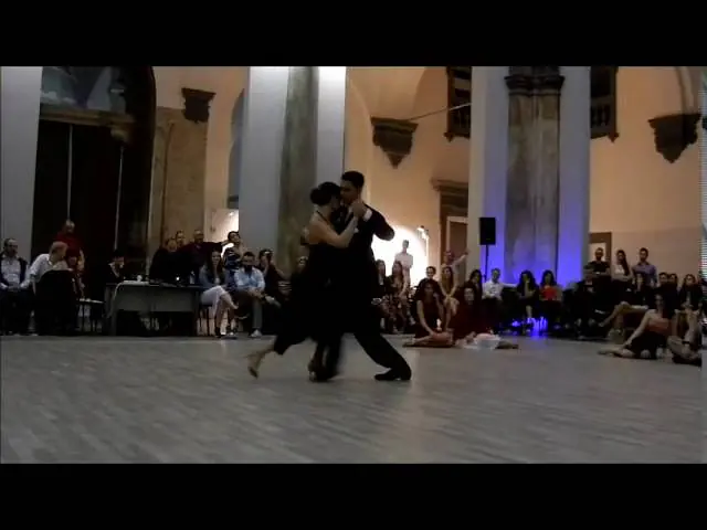 Video thumbnail for Esibizione di Claudio Forte & Barbara Carpino al Wonder Tango Embrace