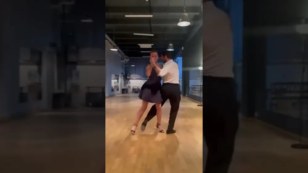 Video thumbnail for Yalcin Ugur tango lesson 💪🤍 Follow @tangoexpo