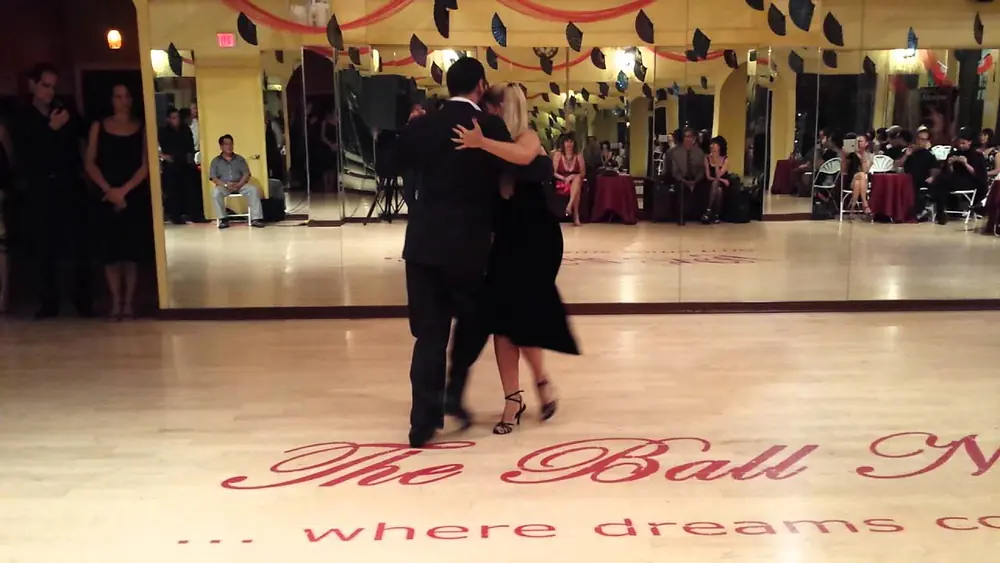 Video thumbnail for Argentine tango: Clarissa Sanchez & John Erban - Flor de Montserrat