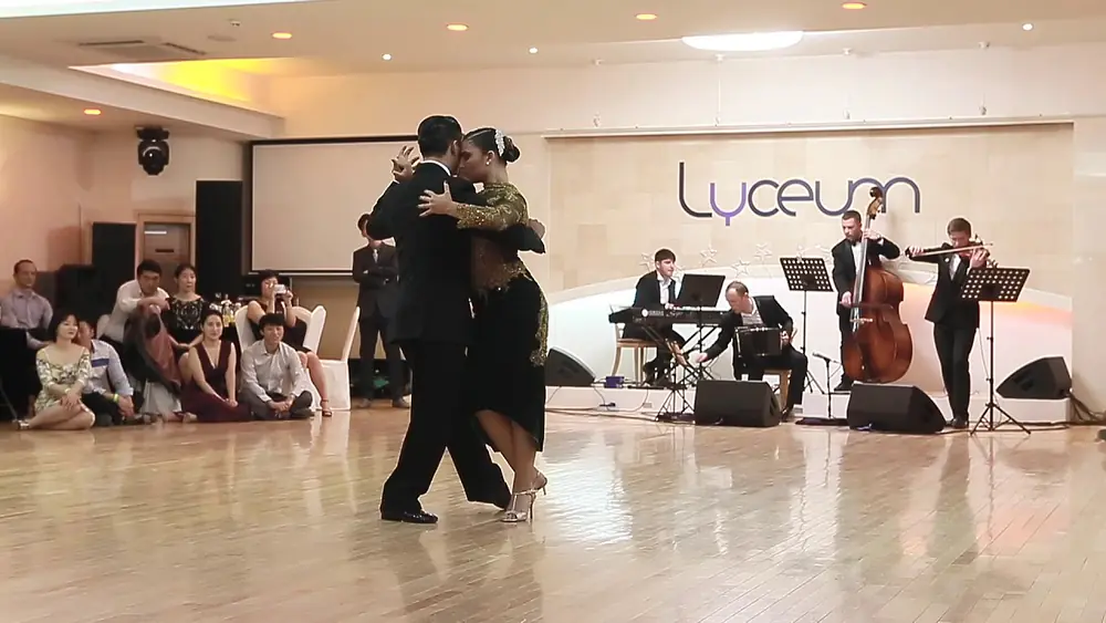 Video thumbnail for Tango Fiesta in Seoul 2017 (2017/03/12) #1 Edwin Espinosa y Alexa Yepes with Tango en Vivo