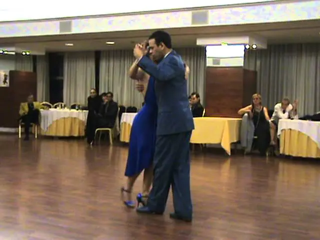 Video thumbnail for VI Encuentro de Aficionados al Tango 2008 Virginia Pandolfi y Fabian Peralta 2/8