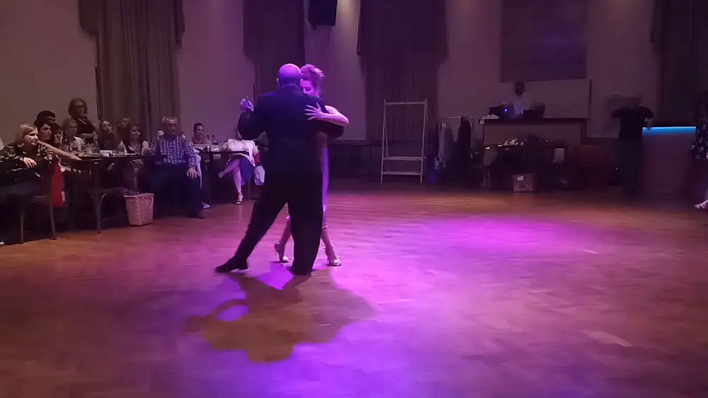 Video thumbnail for Agustina Giuliani y Gustavo Retamozo - Nunca más (Di Sarli) - 08/09/2019
