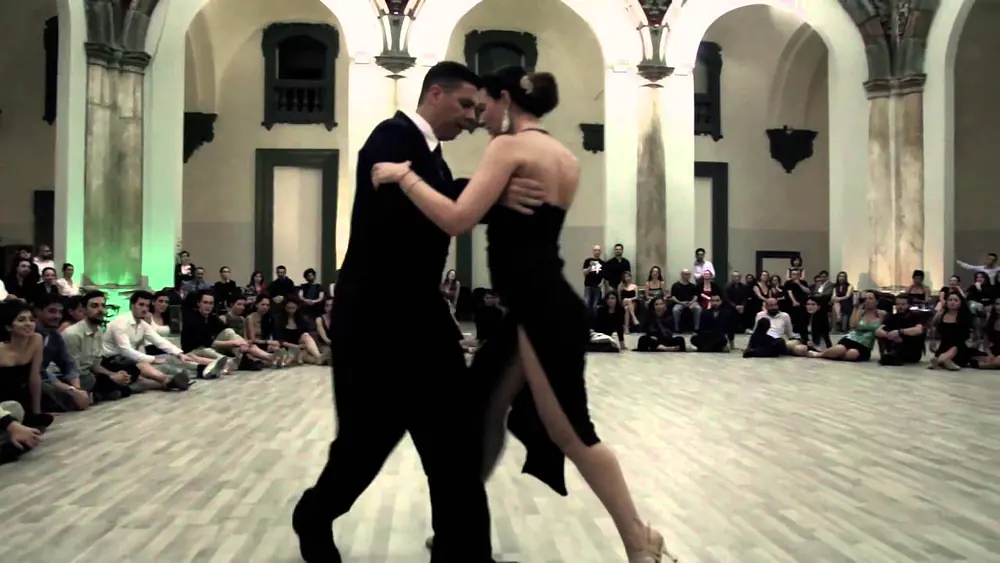 Video thumbnail for wonder tango embrace 2016 - claudio forte & barbara carpino #3
