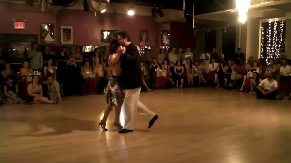 Video thumbnail for Argentine tango: Gustavo Benzecry Sabá y María Olivera - Don Pacífico