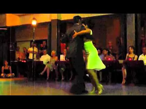 Video thumbnail for Florencia LABIANO & Hernan RODRIGUEZ @ Soho Tango