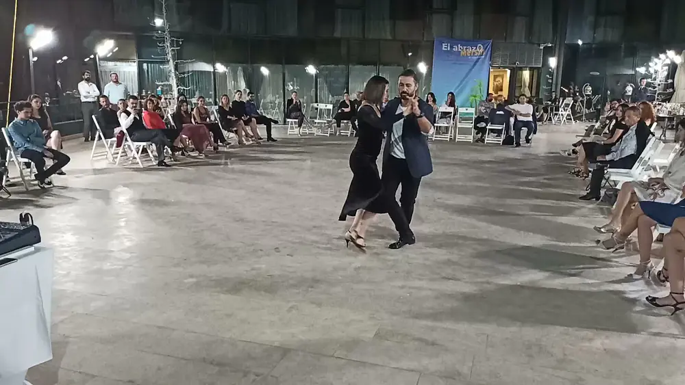 Video thumbnail for El abrazO de Mersin (Gancho’lu) 2021 Tango Festivali  Selen Sürek & Erdem Yılmazkasapoğlu