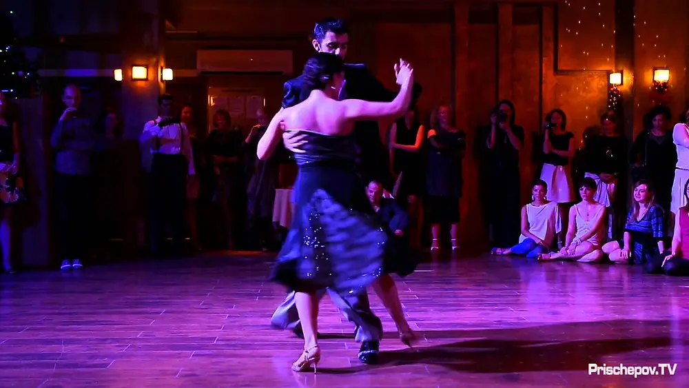 Video thumbnail for Dana Frigoli and Adrian Ferreyra, 7, White tango festival 2013