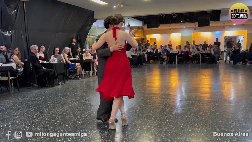 Video thumbnail for Luciano Millaqueo y Celeste Cimino - Milonga Gente Amiga - 08/OCT/2023 (1/3)