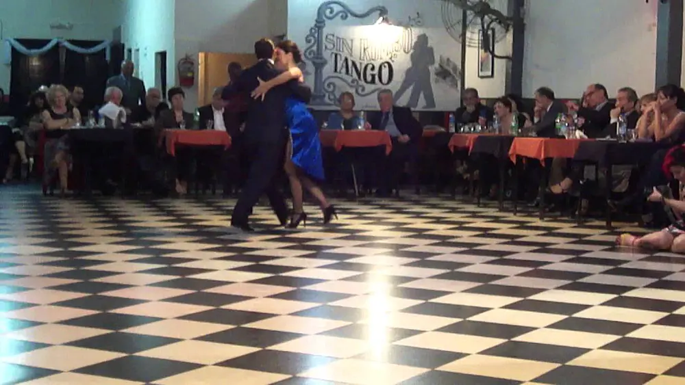 Video thumbnail for Sin Rumbo, bailan Noelia Colett y Pablo Giorgini 2/3