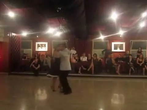 Video thumbnail for Alicia Pons Luis Rojas milonga en el lago