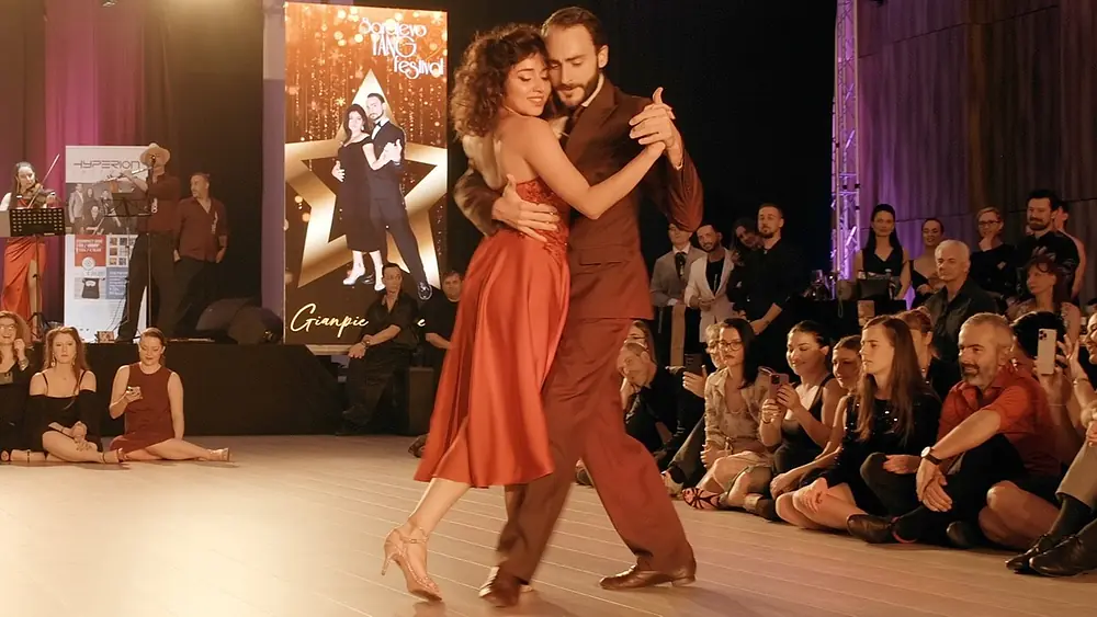 Video thumbnail for Lorena Tarantino and Gianpiero Galdi – La espuela at Sarajevo Tango Festival 2025