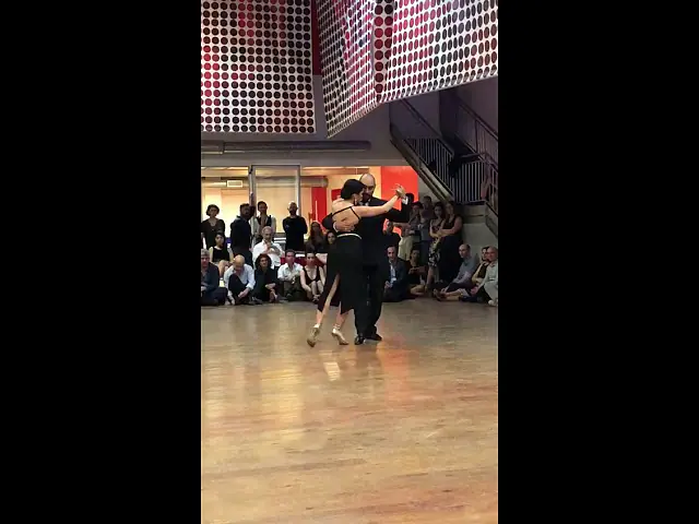 Video thumbnail for Santiago Castro y Francesca del Buono