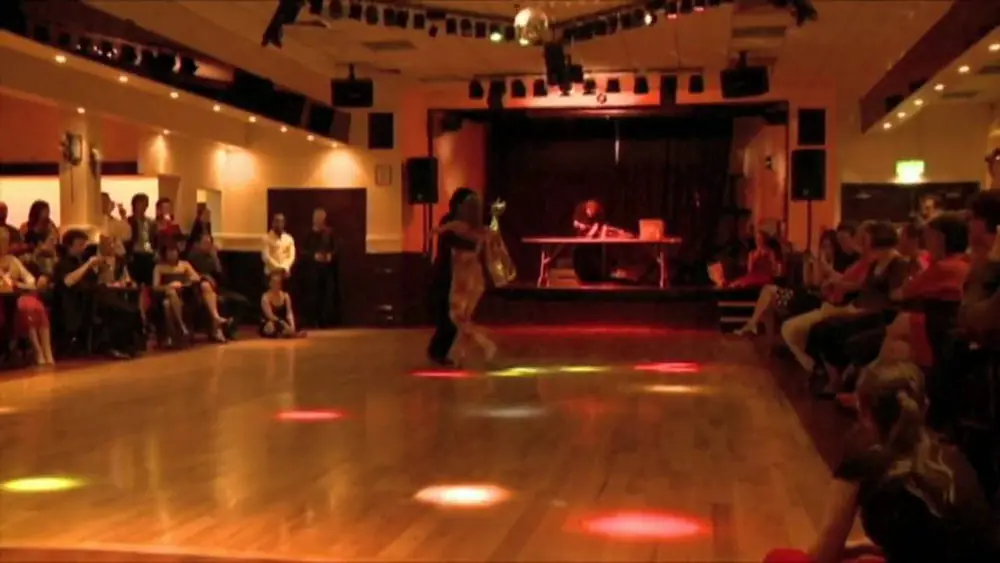Video thumbnail for Sebastian Arce & Mariana Montes - La Melodia del Corazon - Donato. Dublin, Ireland June 2009.