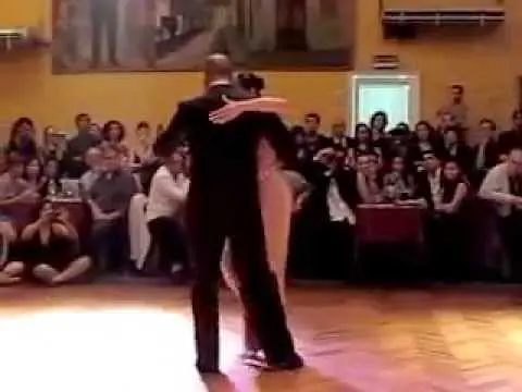 Video thumbnail for Diego Benavidez y Natasha Agudelo ~ Milonga Parakultural TANGO SALON EXTREMO 2014 de Fernando Galera