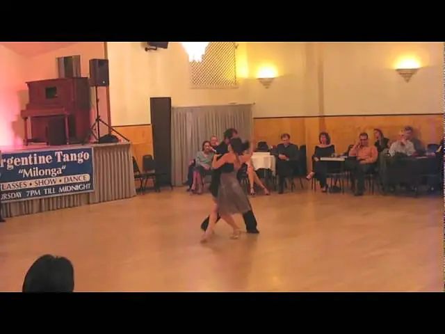 Video thumbnail for Luis Bianchi y Daniela Pucci at Verdi Club 03-31-2011, 1 of 3