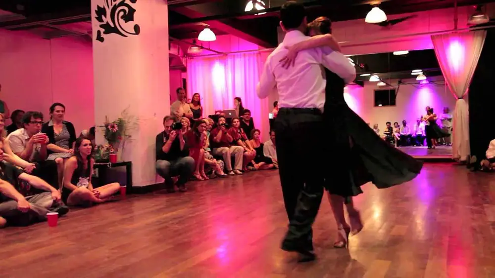 Video thumbnail for Ozgur Demir et Marina Marques, "Arrangaraz" (tango), 4de5.